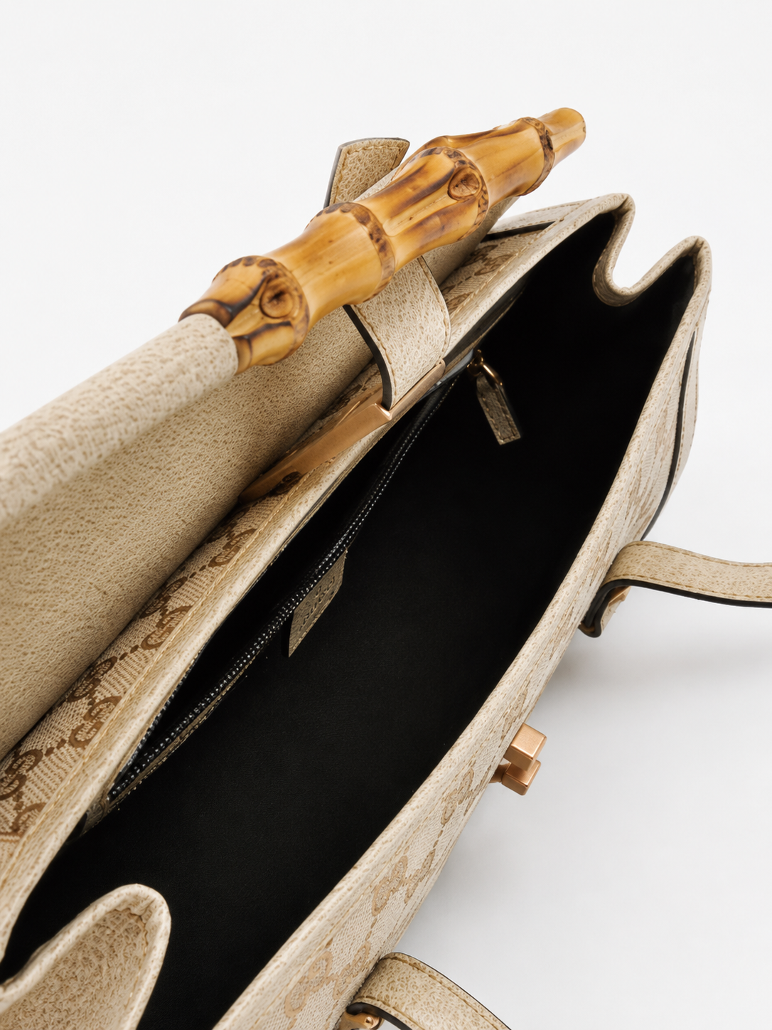 Gucci Bamboo Bag in Beige